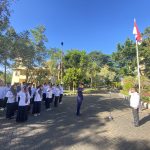 APEL SENIN PAGI DI HALAMAN GEDUNG REKTORAT IAIN MANADO: ASN DITUNTUT ADAPTIF, KOLABORATIF, DAN PROFESIONAL